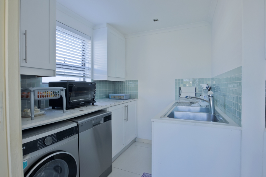 5 Bedroom Property for Sale in Big Bay Western Cape